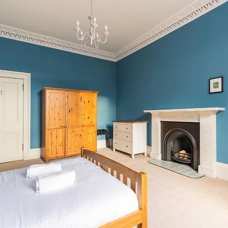 Stunning 3 Bedroom Flat In Bruntsfield Эдинбург Экстерьер фото